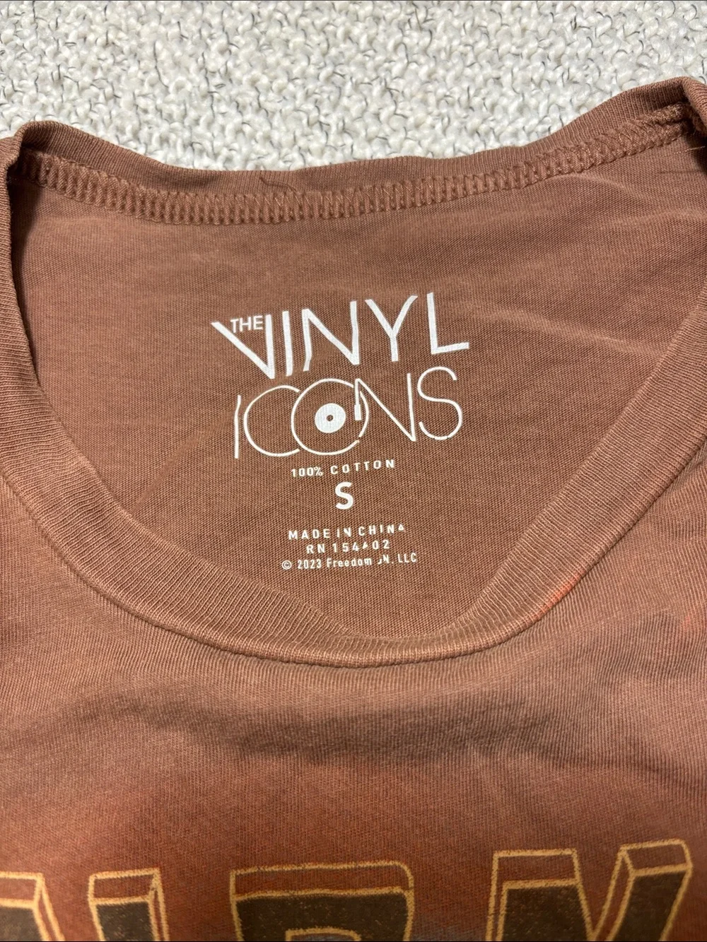 Journey Freedom World
Tour Band T-Shirt
THE VINYL ICONS - Picture 2 of 9